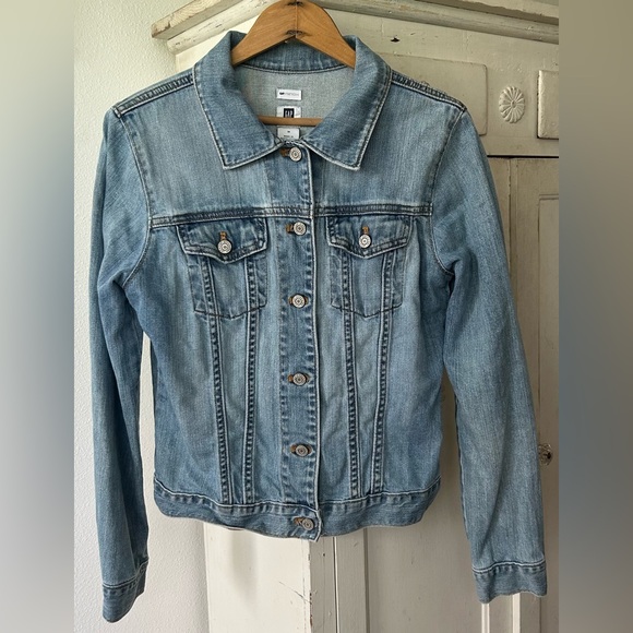 GAP | Women’s Light Blue Denim GAP Stretch Button Front Trucker Jacket Size M - Picture 5 of 16
